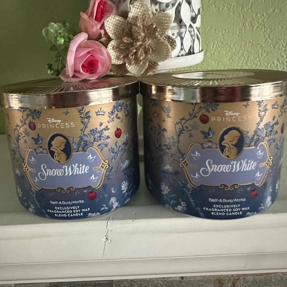 NEW 2026 DISNEY PRINCESS SNOW WHITE CANDLE BUNDLE ⭐️🌹⭐️🌹⭐️🌹